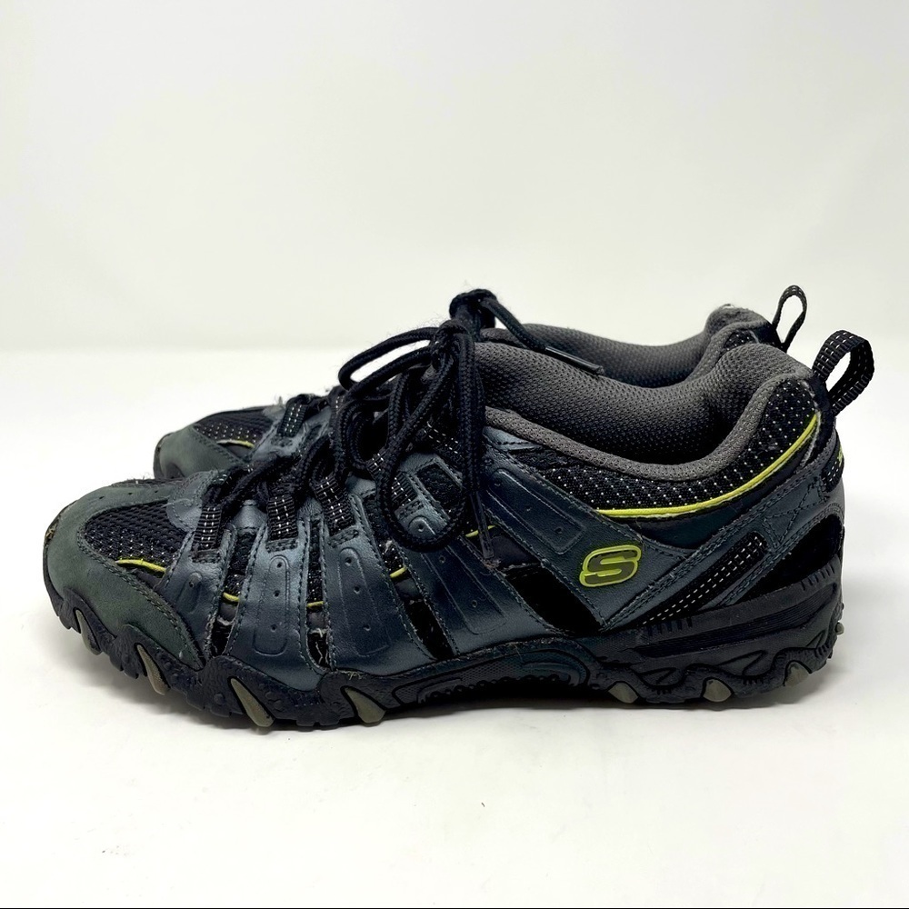 Skechers Women’s Running Shoes – Size 7.5